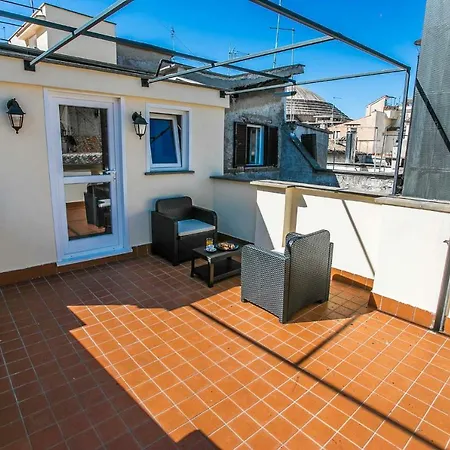 Terrace At Phanteon Rome